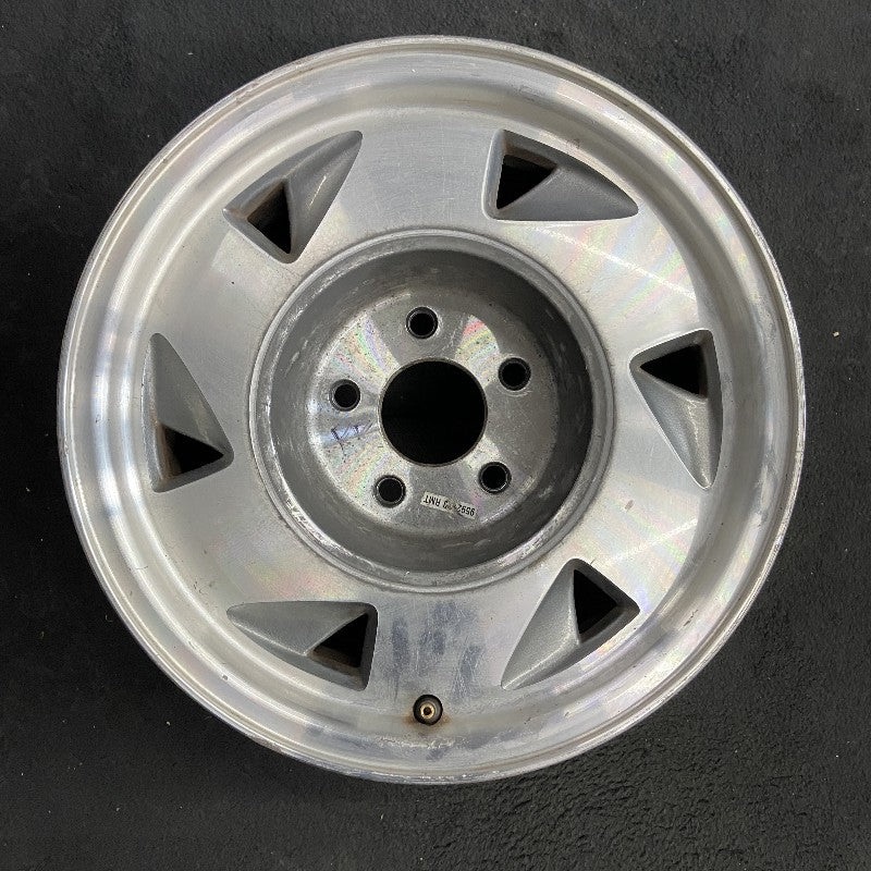 15″ BLAZER S10/JIMMY S15 98 4×2 15×7 aluminum 6 slot flush center cap Original OEM Wheel Rim