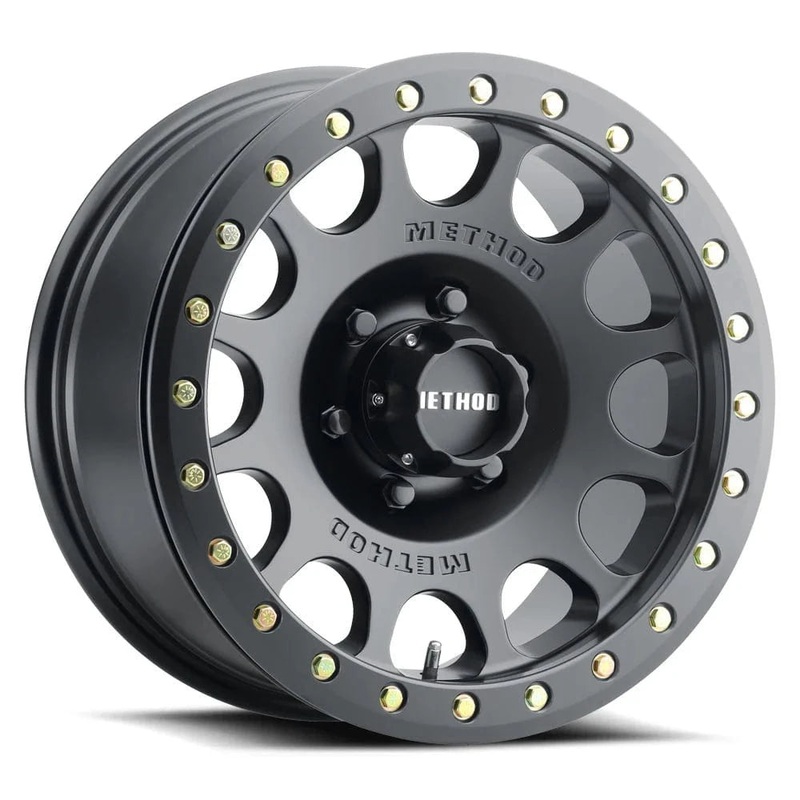 Method Race Wheels MR105 Beadlock 17″ 5×114.3 Matte Black w/ Zinc Hardware Kit
