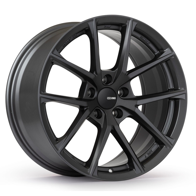 ENKEI Helix Wheel – 18×8.0 +45 | 5×114.3 | Gloss Gunmetal